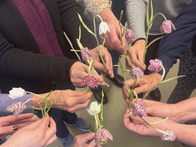 Workshop levensechte kievitsbloem van papier